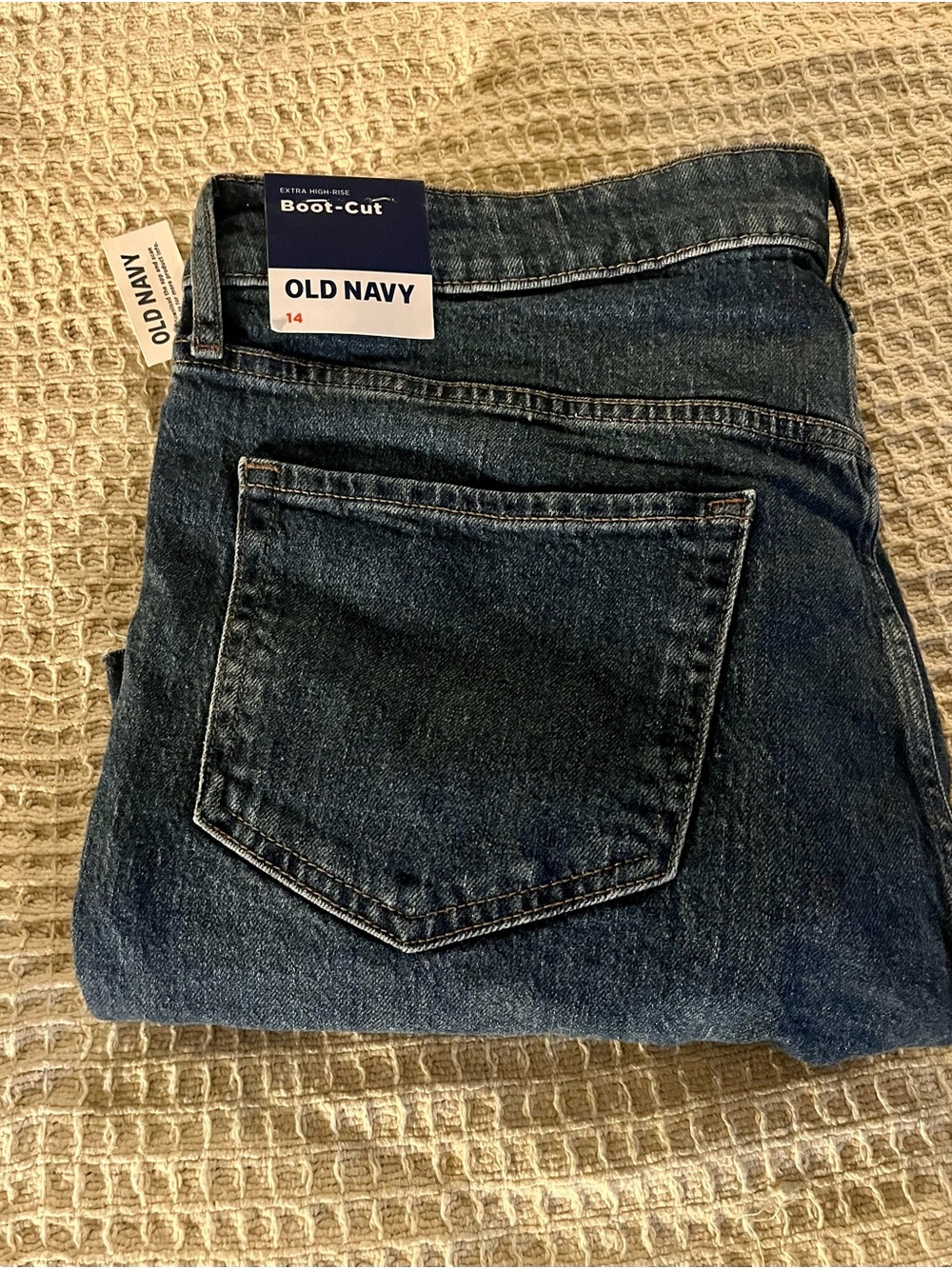 Old Navy Dark Blue Boot-Cut Women’s Jeans sz 14 NWT